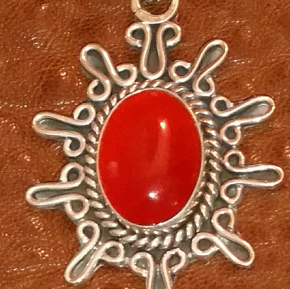 Sunburst 925 Silver Pendant